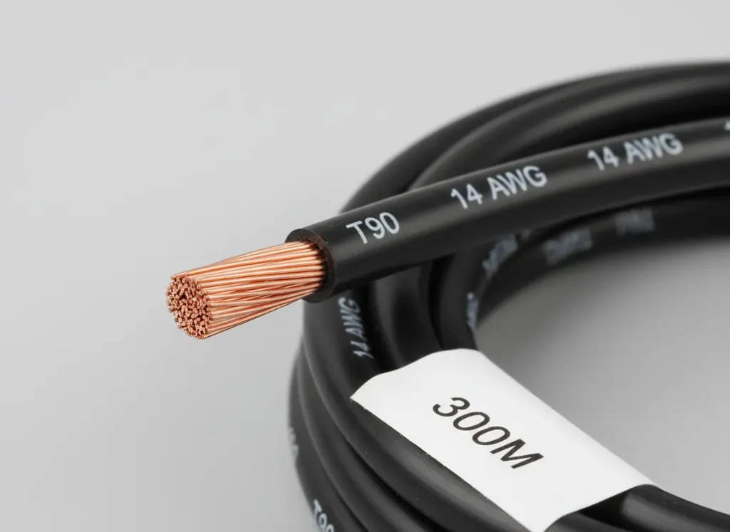 T90 #14 CU STR 300M (Black)